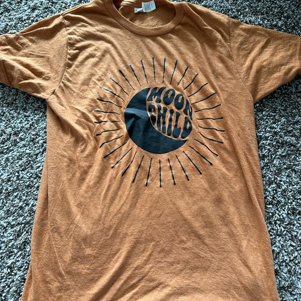 tshirt size small